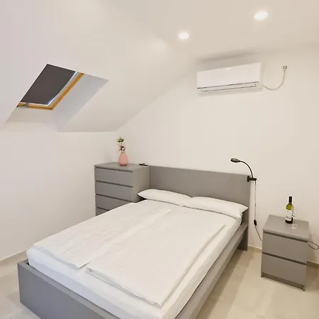 Ramljak -soba-zimmer-room Fuer Zwei 